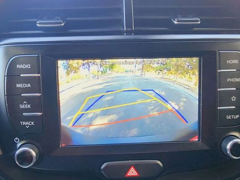 Used 2021 Kia Soul S image 27