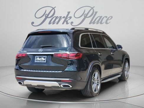 Used 2024 Mercedes-Benz GLS 450 4MATIC image 6