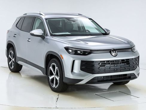 New 2026 Volkswagen Tiguan SE image 53