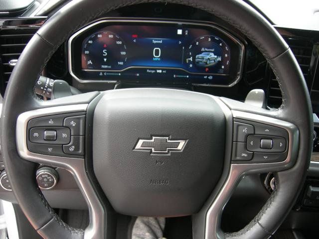 Used 2022 Chevrolet Silverado 1500 RST w/ Redline Edition AWD/4WD image 12