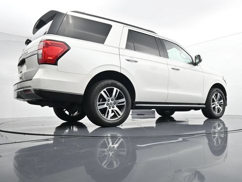 Used 2023 Ford Expedition XLT AWD/4WD image 35