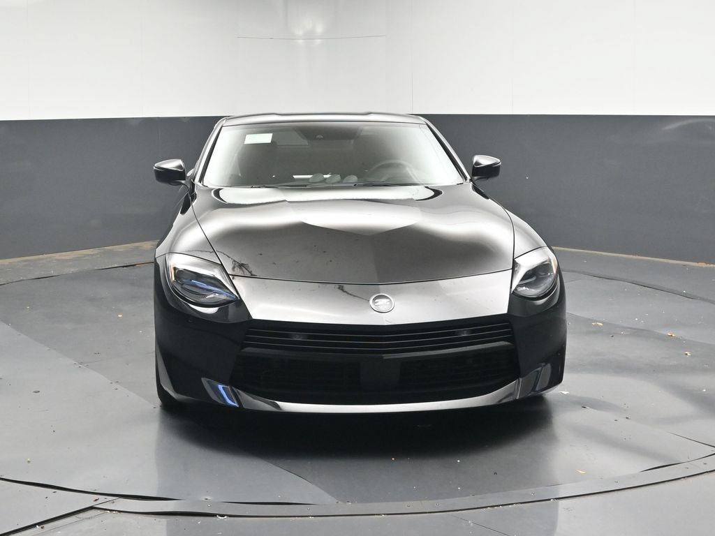 Used 2027 Nissan Z Sport RWD image 8