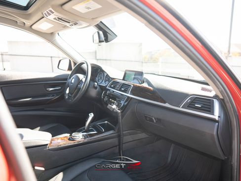 Used 2016 BMW 320i xDrive Sedan image 15