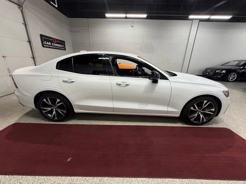 Used 2019 Volvo S60 T6 R-Design AWD/4WD image 12