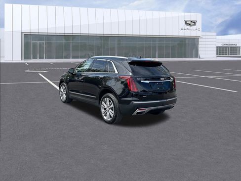 Certified 2023 Cadillac XT5 Premium Luxury w/ LPO, Floor Liner Package AWD/4WD image 3