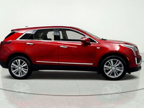 Certified 2024 Cadillac XT5 Premium Luxury w/ Technology Package AWD/4WD image 6