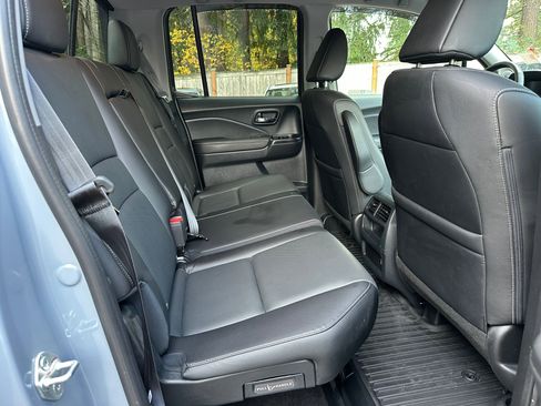 Used 2023 Honda Ridgeline RTL-E image 12