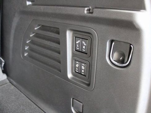 New 2026 Chevrolet Traverse RS image 26