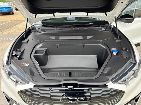 Certified 2025 Ford Mustang Mach-E Premium w/ Sport Appearance Package AWD/4WD image 41