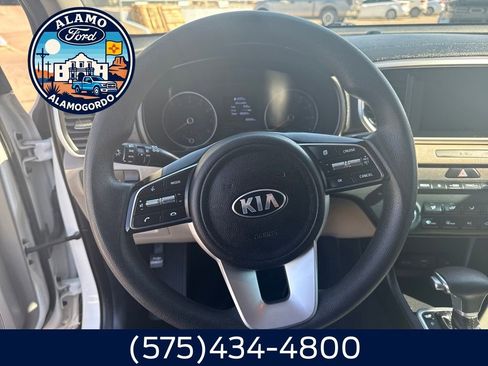 Used 2022 Kia Sportage LX image 6