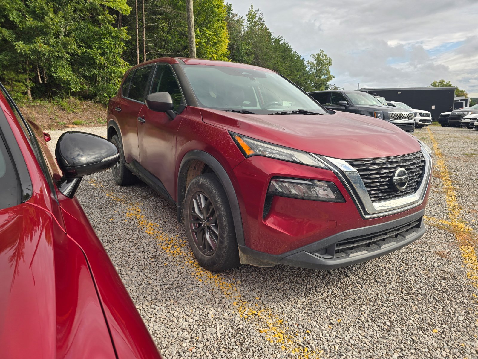 Used 2021 Nissan Rogue S AWD/4WD image 5