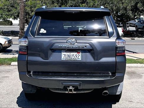 Used 2016 Toyota 4Runner SR5 Premium RWD image 5