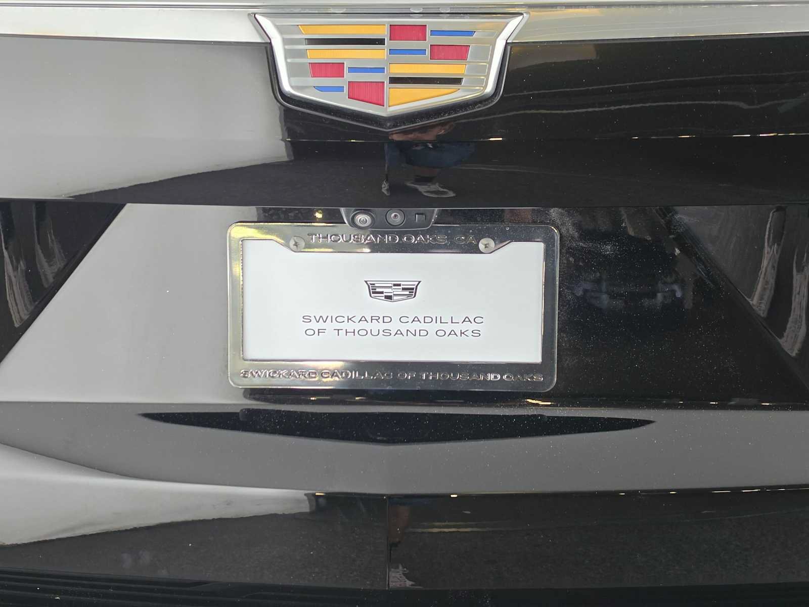 Used 2023 Cadillac Escalade Premium Luxury AWD/4WD image 14