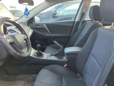 Used 2011 MAZDA MAZDA3 i Touring image 6