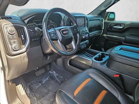 Used 2021 GMC Sierra 1500 AT4 w/ AT4 Value Package AWD/4WD image 10