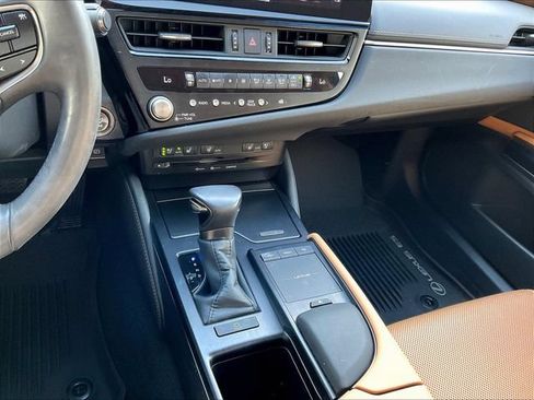 Used 2022 Lexus ES 350 w/ Premium Package FWD image 17