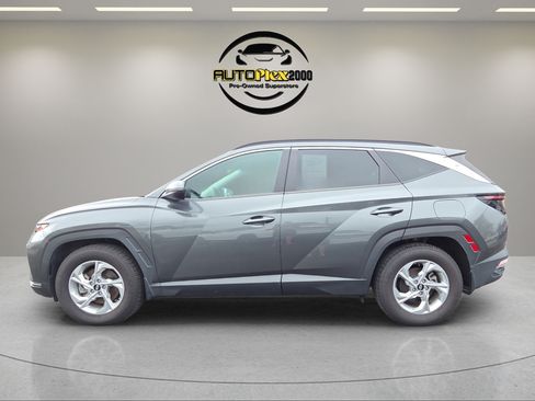 Used 2022 Hyundai Tucson SEL FWD image 4