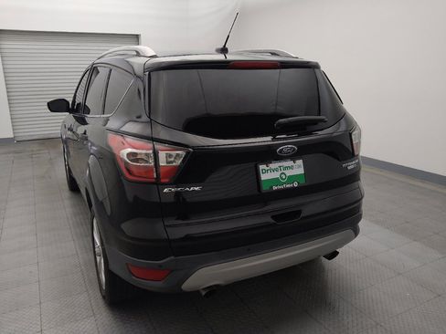 Used 2017 Ford Escape Titanium image 6