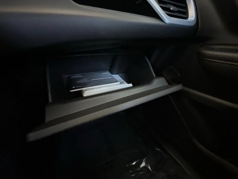 Used 2020 GMC Terrain SLT AWD/4WD image 33