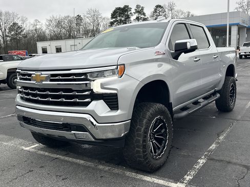 Used 2022 Chevrolet Silverado 1500 LTZ image 4
