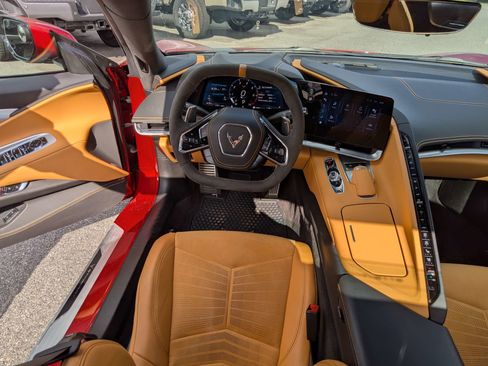 Used 2024 Chevrolet Corvette Stingray Premium Conv w/ 3LT RWD image 16