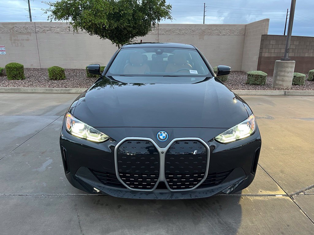 Used 2023 BMW i4 eDrive40 w/ Premium Package RWD image 3