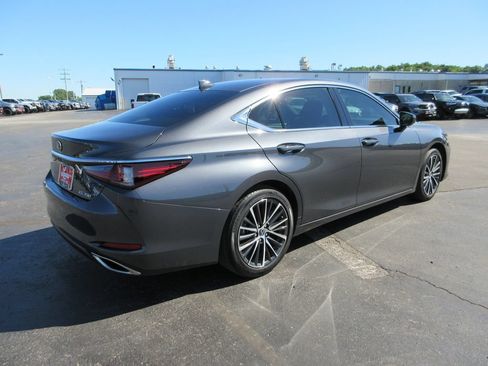 Used 2025 Lexus ES 350 w/ Premium Package FWD image 5