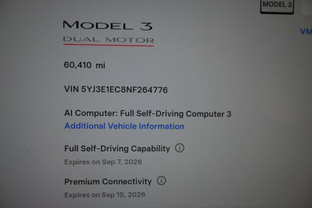 Used 2022 Tesla Model 3 Performance AWD/4WD image 21