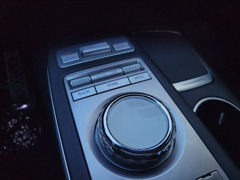 Used 2024 Genesis GV70 2.5T w/ Sport Prestige Package image 27