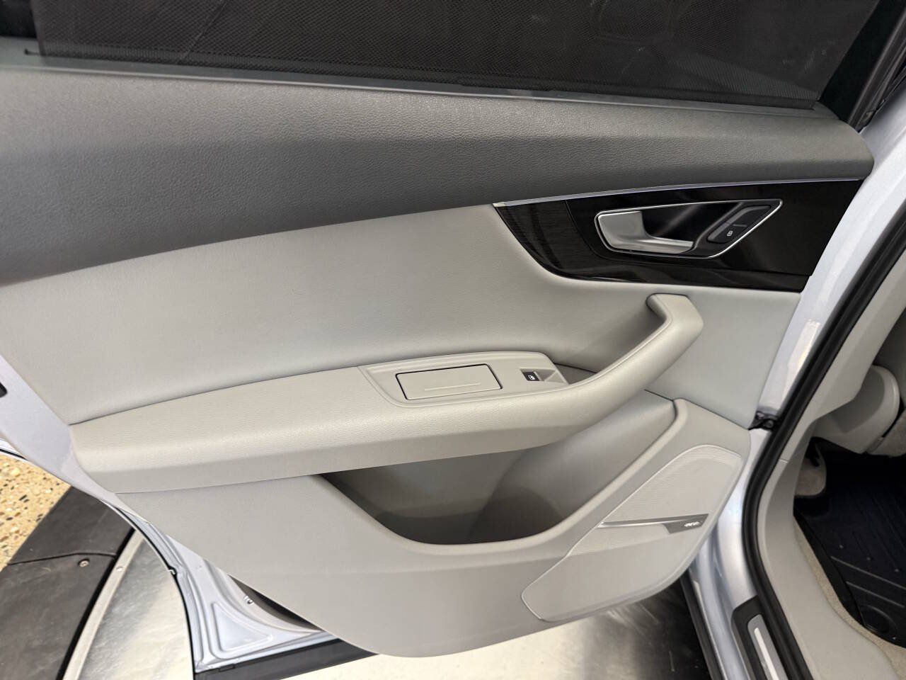 Used 2018 Audi Q7 3.0T Premium Plus AWD/4WD image 28