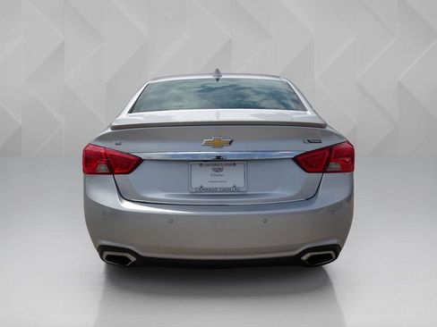 Used 2020 Chevrolet Impala Premier w/ Premier Confidence Package FWD image 4