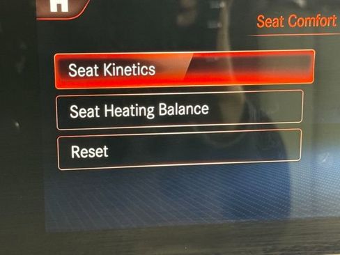 Used 2022 Mercedes-Benz GLE 350 4MATIC image 35