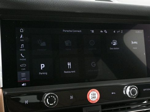 Used 2026 Porsche Macan image 15