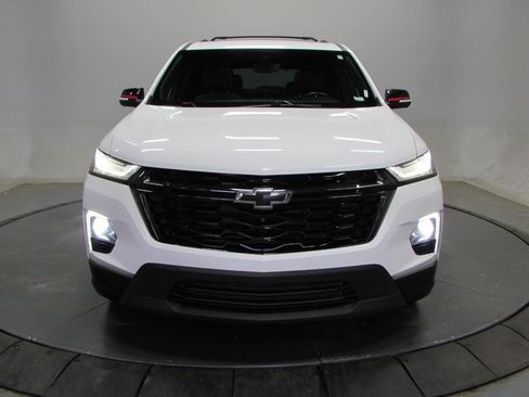 Used 2023 Chevrolet Traverse Premier w/ Redline Edition FWD image 2