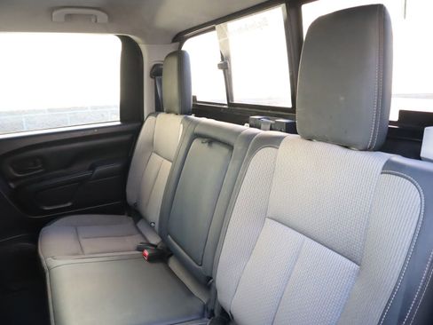 Used 2019 Nissan Titan S w/ S Utility Package image 48