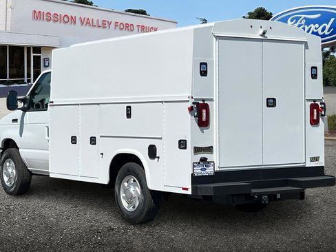 New 2026 Ford E-350 and Econoline 350 Super Duty w/ Power Equipment Group image 6