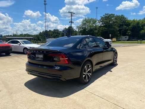 Used 2024 Volvo S60 B5 Core AWD/4WD image 6