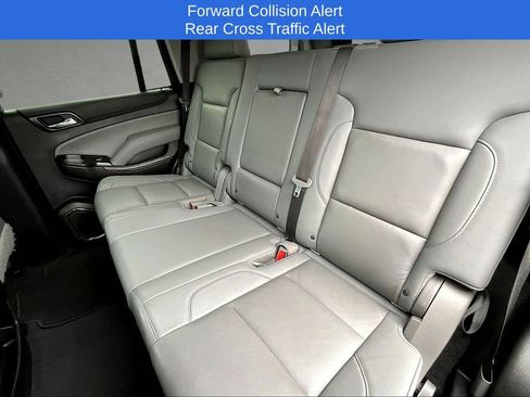 Used 2019 Chevrolet Tahoe LT w/ Luxury Package RWD image 28