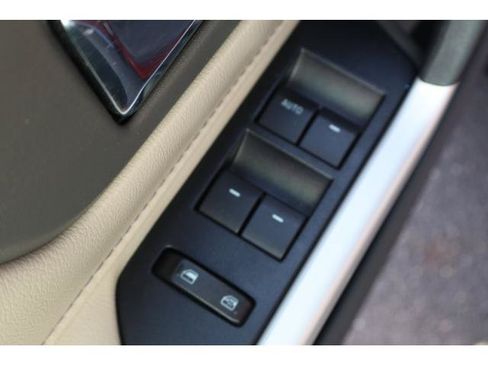 Used 2014 Ford Edge SEL w/ Equipment Group 205A FWD image 11