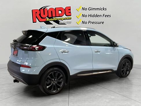 Used 2022 Chevrolet Bolt EUV Premier w/ Launch Edition FWD image 6