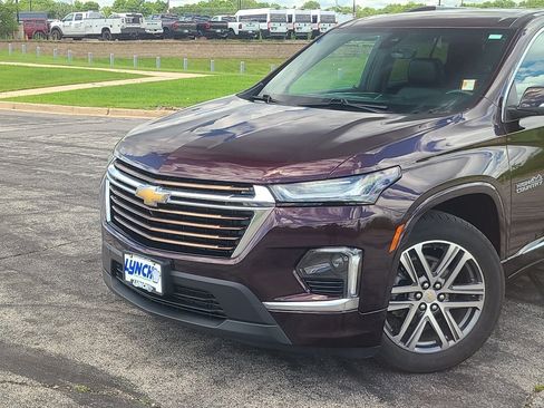 Used 2023 Chevrolet Traverse High Country w/ LPO, Floor Liner Package AWD/4WD image 8