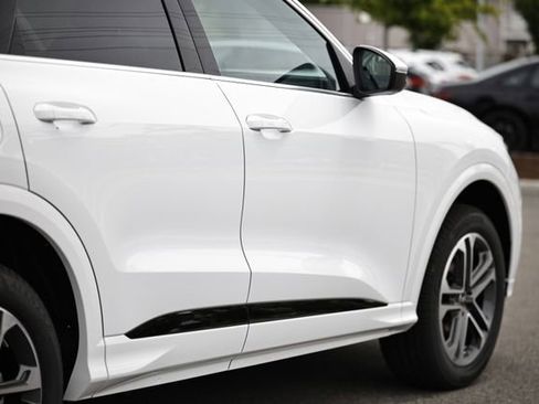 New 2026 Audi Q5 Premium AWD/4WD image 8