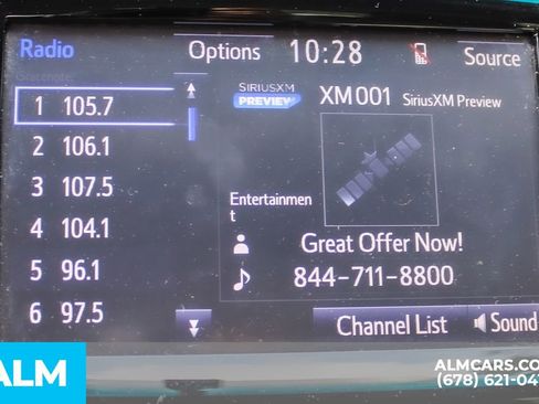 Used 2015 Toyota Camry SE w/ Moonroof Package FWD image 29