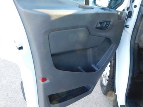 Used 2020 Ford Transit 250 Medium Roof AWD image 6