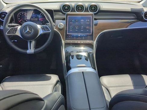 Used 2023 Mercedes-Benz GLC 300 image 19