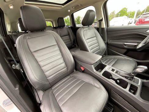 Used 2018 Ford Escape SEL AWD/4WD image 19