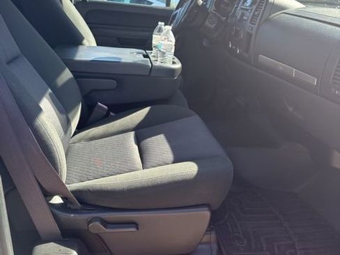 Used 2013 GMC Sierra 2500 SLE w/ SLE Preferred Package image 10