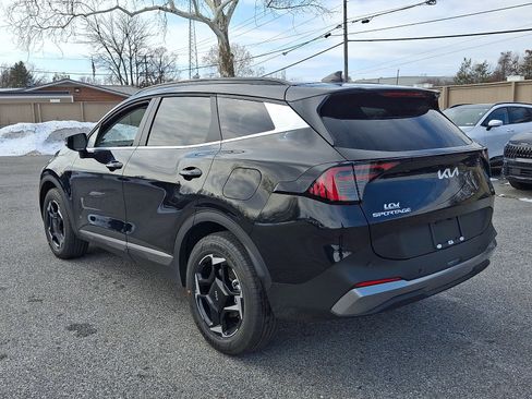 New 2026 Kia Sportage EX image 7
