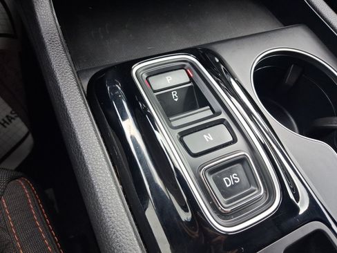 Used 2023 Honda Pilot Sport image 8