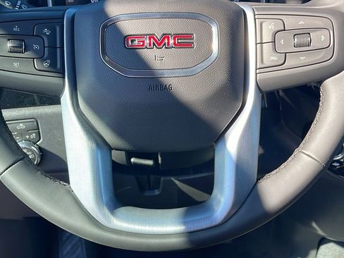 New 2026 GMC Sierra 1500 Elevation image 22
